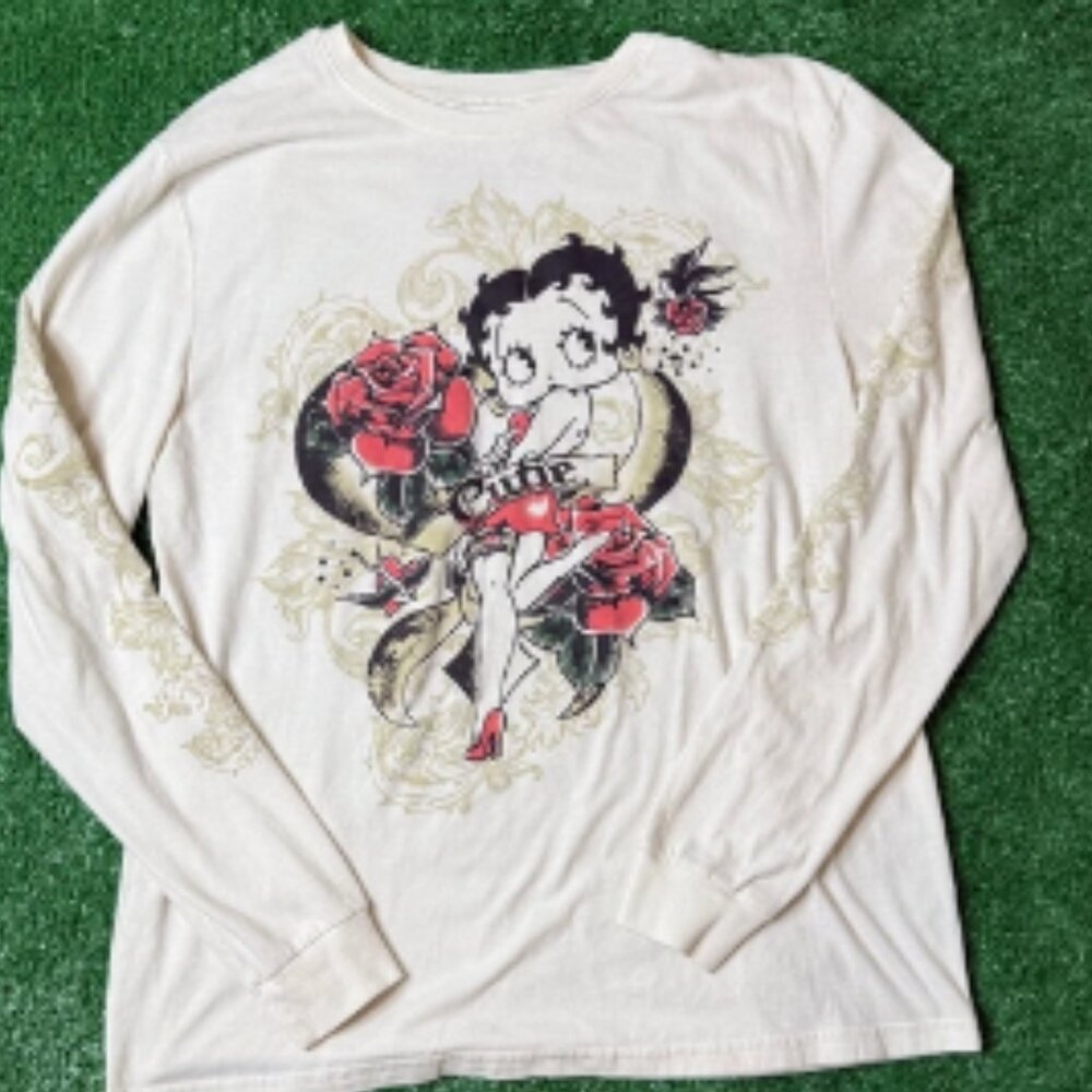 Betty Boop long sleeve tattoo